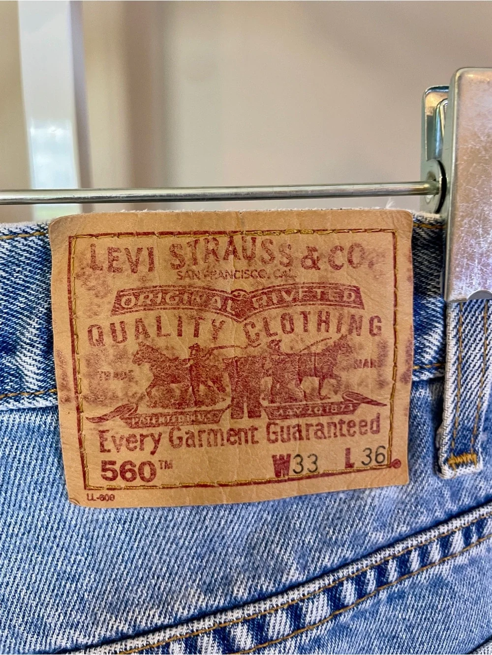 Vintage Levi's 560 Denim Jeans Mens Y2K 2000 33 x 36 Loose Fit Tapered Leg